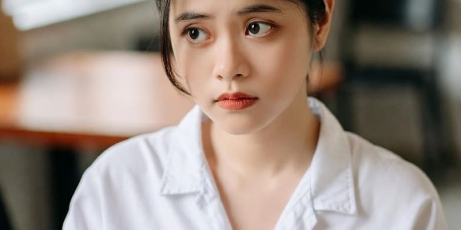 why you feel hungry after eating even after a full meal