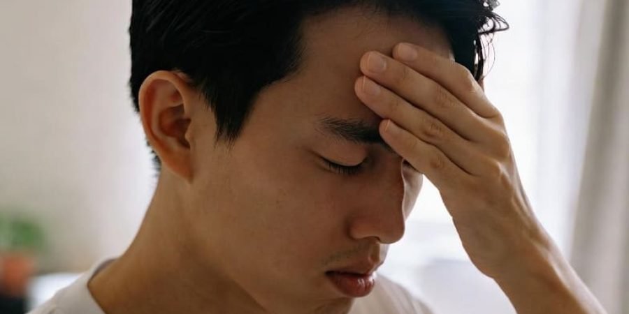 early signs of insulin resistance including belly fat and sugar cravings